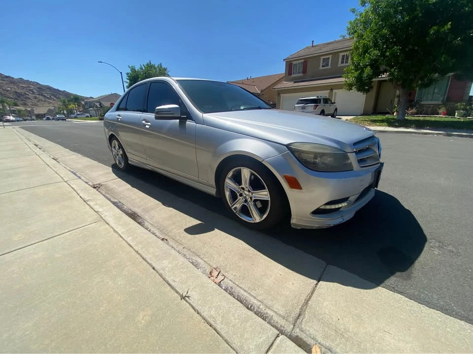 2011 Mercedes-Benz W204 C-Class - Image 4 of 9