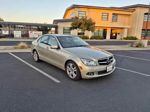 2011 Mercedes-Benz C-Class C 300 Luxury Sedan 4D