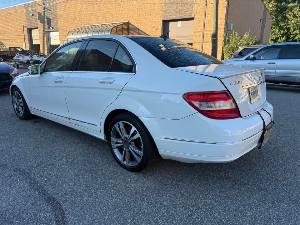 2011 Mercedes-Benz W204 C-Class - Image 3 of 7