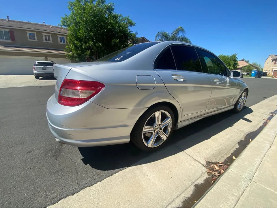 2011 Mercedes-Benz W204 C-Class - Image 6 of 9