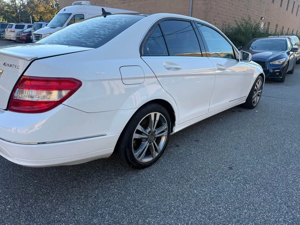 2011 Mercedes-Benz W204 C-Class - Image 2 of 7