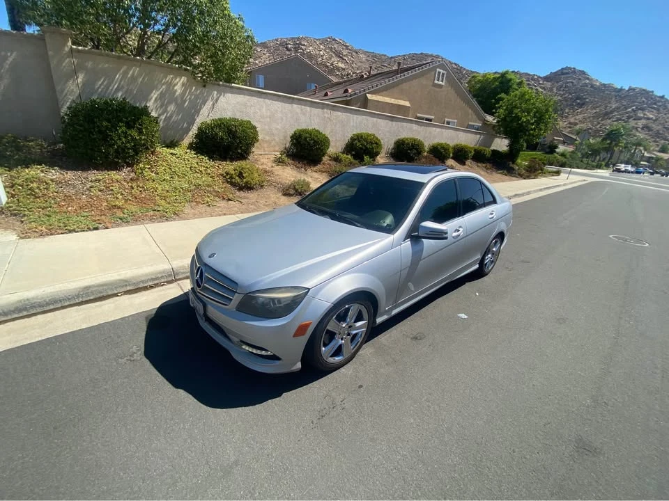 2011 Mercedes-Benz W204 C-Class - Image 2 of 9