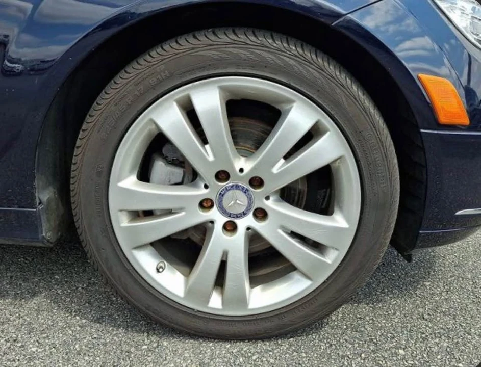 2011 Mercedes-Benz W204 C-Class - Image 7 of 11