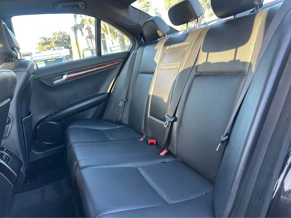 2011 Mercedes-Benz W204 C-Class - Image 7 of 7
