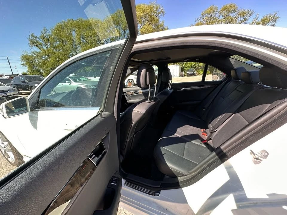 2011 Mercedes-Benz W204 C-Class - Image 19 of 20