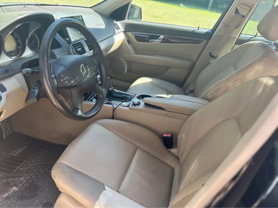 2011 Mercedes-Benz W204 C-Class - Image 5 of 6