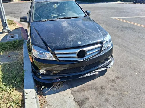 2011 Mercedes-Benz C-Class C 300 Sport Sedan 4D