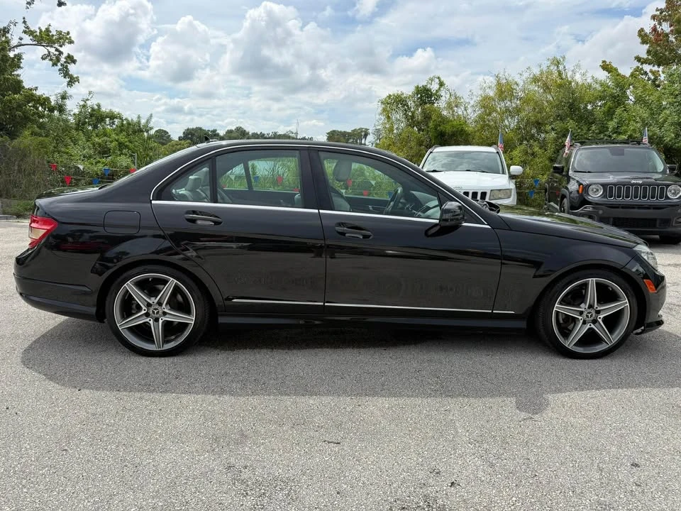 2011 Mercedes-Benz W204 C-Class - Image 3 of 14