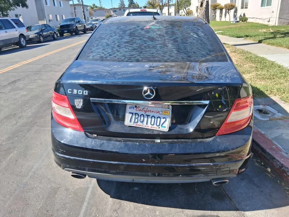 2011 Mercedes-Benz W204 C-Class - Image 2 of 4