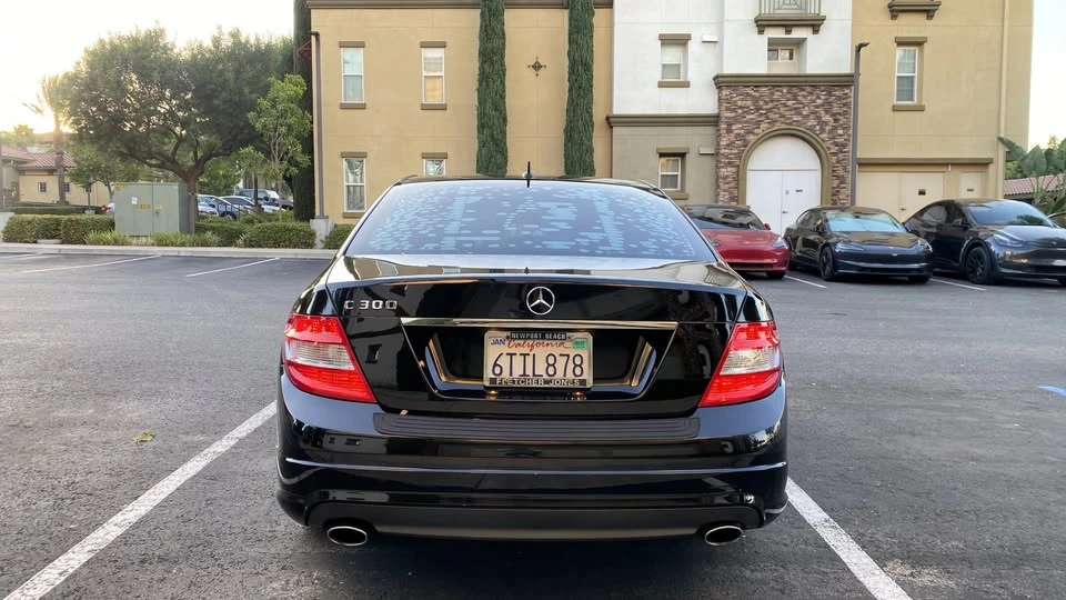 2011 Mercedes-Benz W204 C-Class - Image 4 of 18