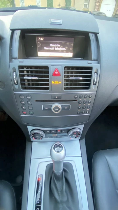 2011 Mercedes-Benz W204 C-Class - Image 15 of 18