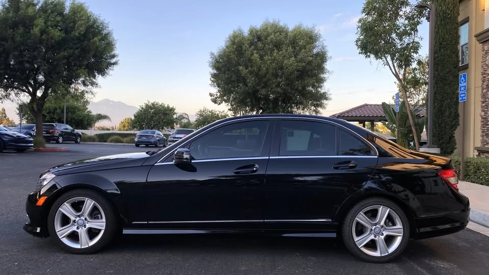 2011 Mercedes-Benz W204 C-Class - Image 2 of 18