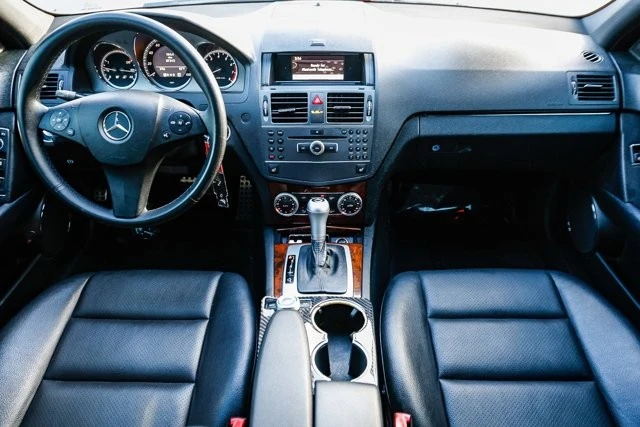 2011 Mercedes-Benz W204 C-Class - Image 10 of 12