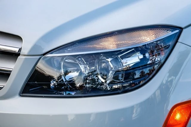 2011 Mercedes-Benz W204 C-Class - Image 7 of 12