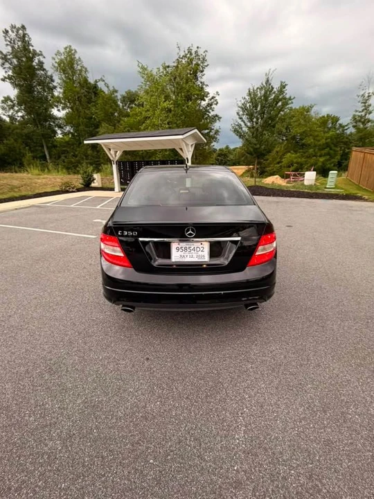 2011 Mercedes-Benz W204 C-Class - Image 4 of 11