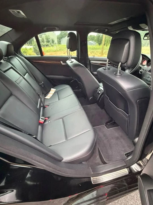 2011 Mercedes-Benz W204 C-Class - Image 5 of 11