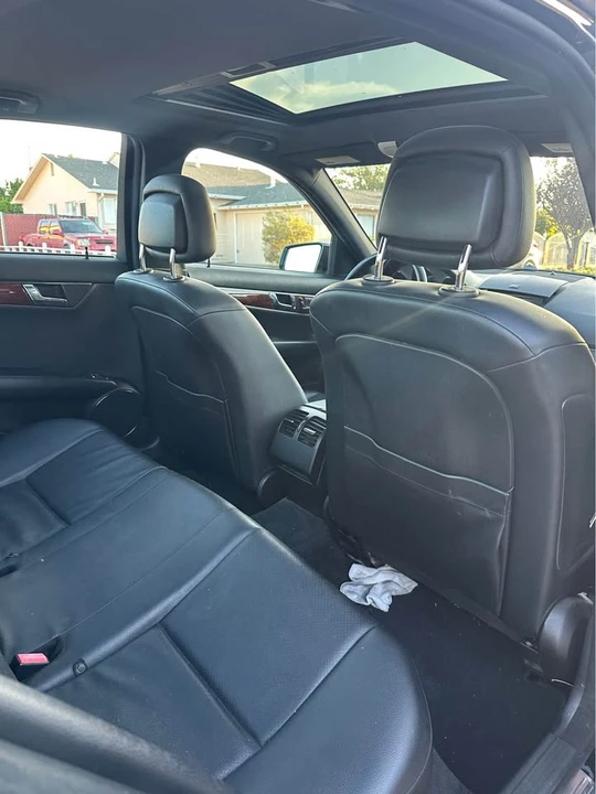 2011 Mercedes-Benz W204 C-Class - Image 10 of 10