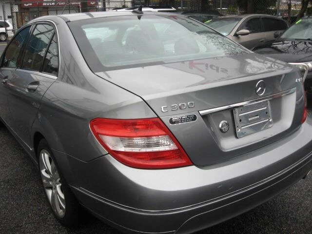 2011 Mercedes-Benz W204 C-Class - Image 5 of 20
