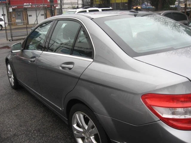 2011 Mercedes-Benz W204 C-Class - Image 6 of 20