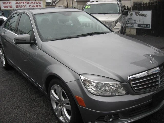 2011 Mercedes-Benz W204 C-Class - Image 2 of 20