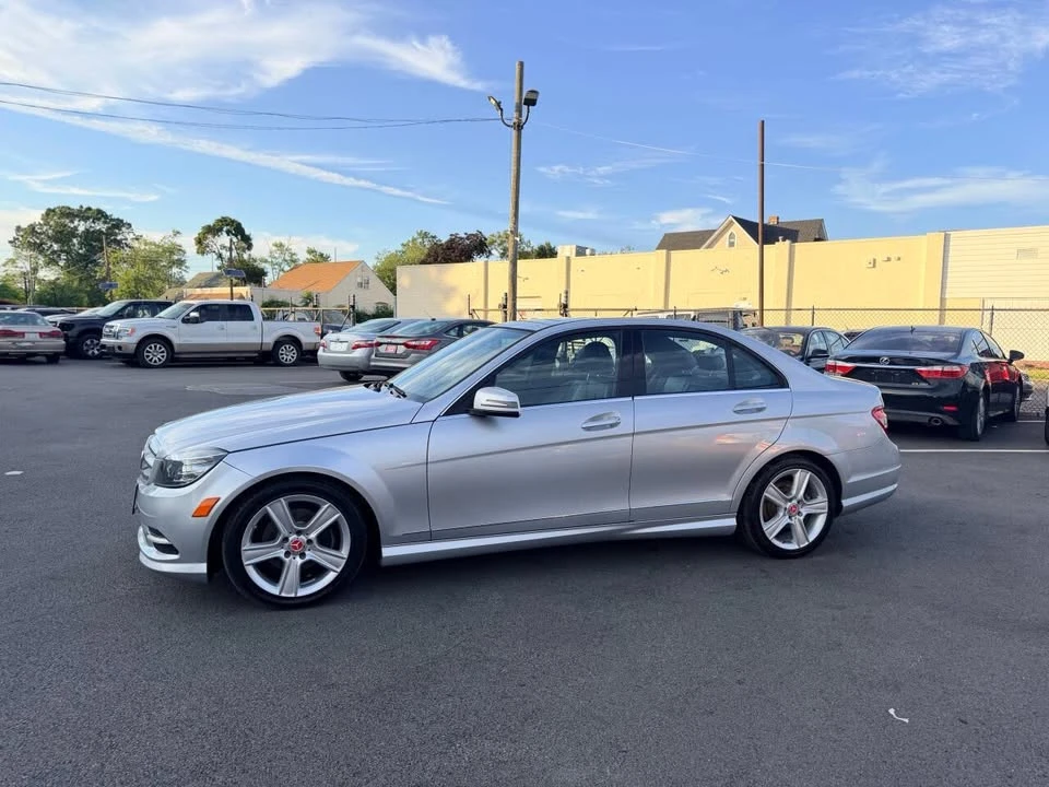 2011 Mercedes-Benz W204 C-Class - Image 3 of 20