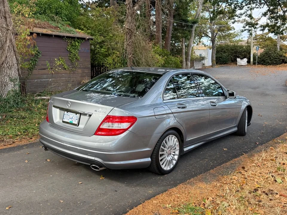2011 Mercedes-Benz W204 C-Class - Image 2 of 12