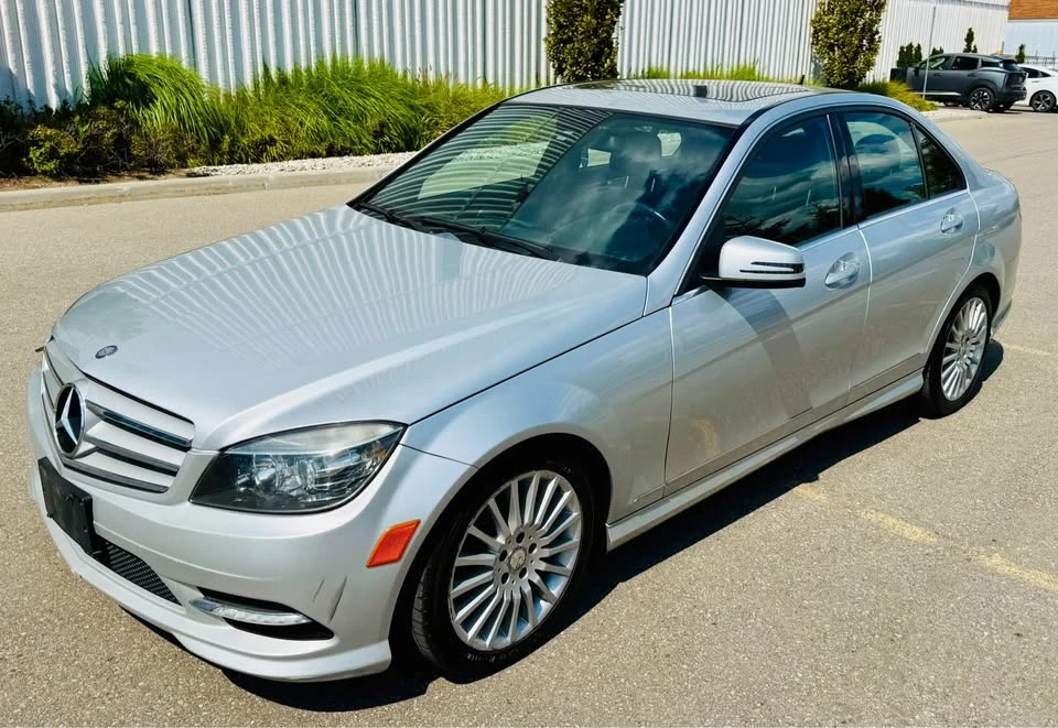 2011 Mercedes-Benz W204 C-Class - Image 10 of 14