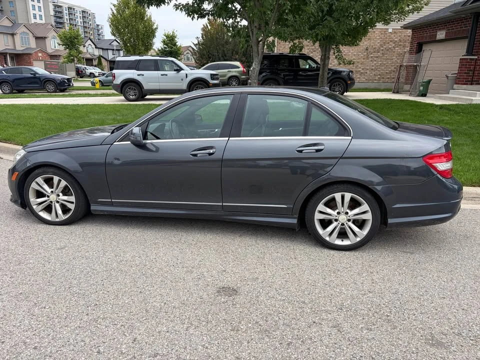 2011 Mercedes-Benz W204 C-Class - Image 2 of 9