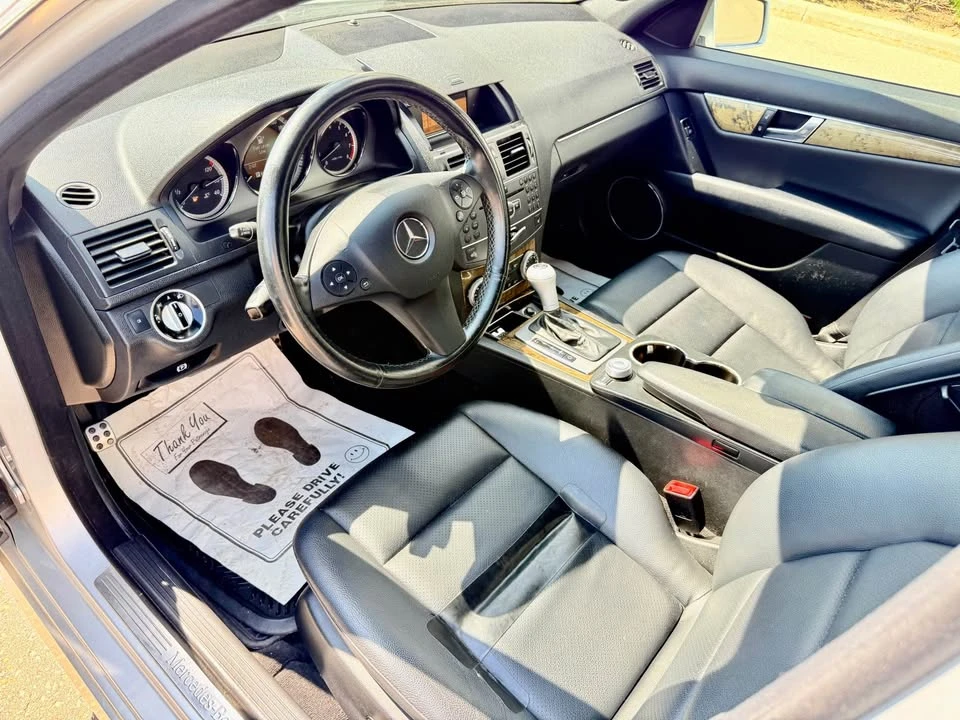 2011 Mercedes-Benz W204 C-Class - Image 8 of 14