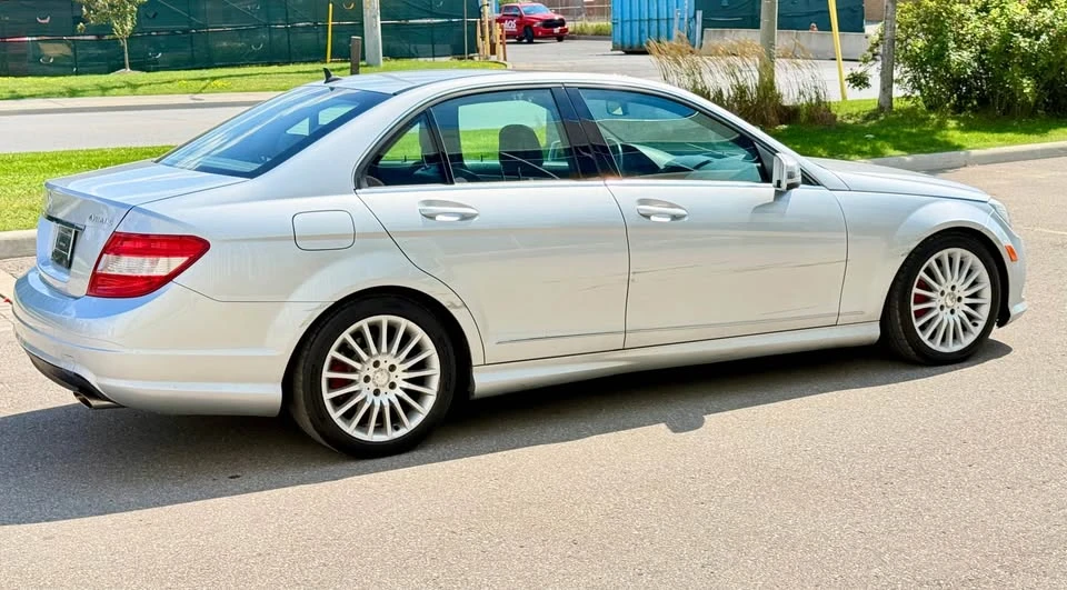 2011 Mercedes-Benz W204 C-Class - Image 5 of 14