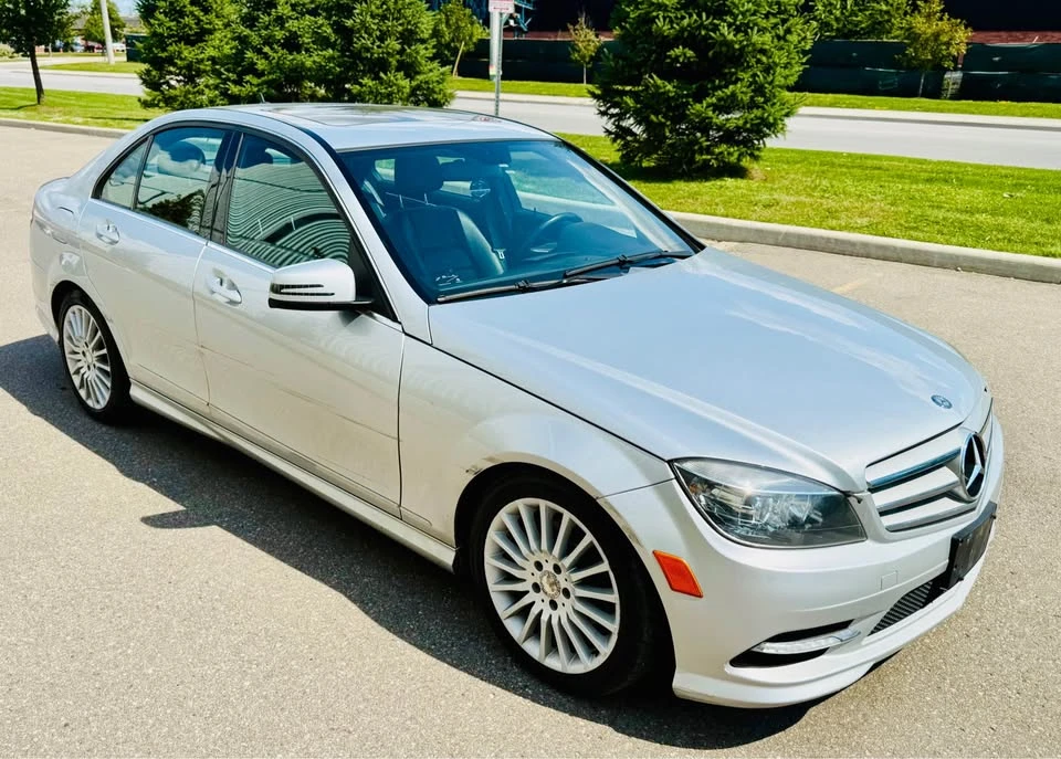 2011 Mercedes-Benz W204 C-Class - Image 9 of 14
