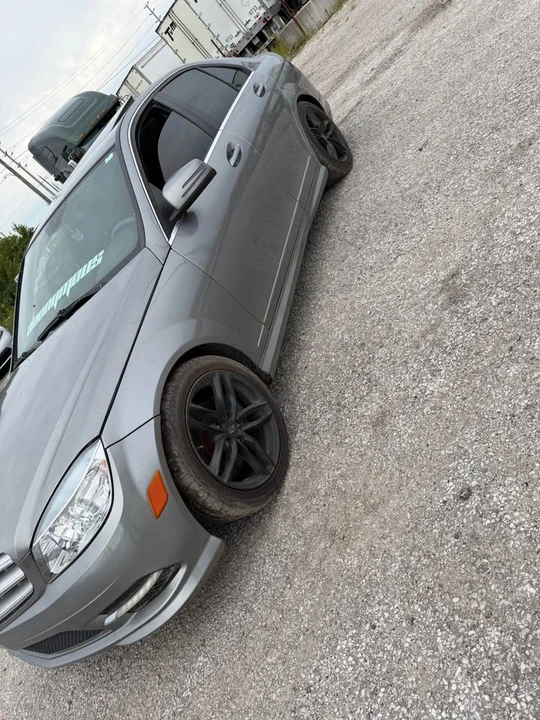 2011 Mercedes-Benz W204 C-Class - Image 3 of 6
