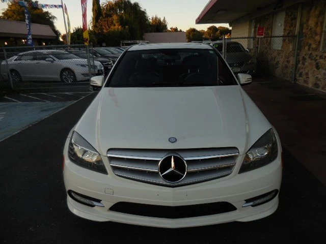 2011 Mercedes-Benz W204 C-Class - Image 8 of 20