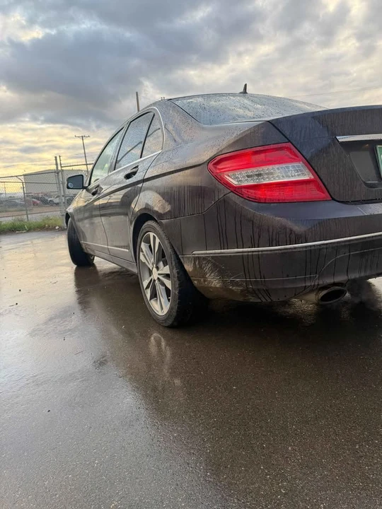 2011 Mercedes-Benz W204 C-Class - Image 3 of 12