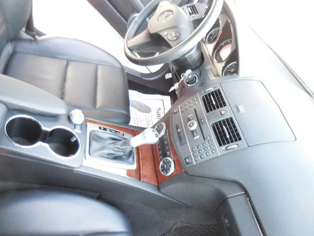 2011 Mercedes-Benz W204 C-Class - Image 12 of 20