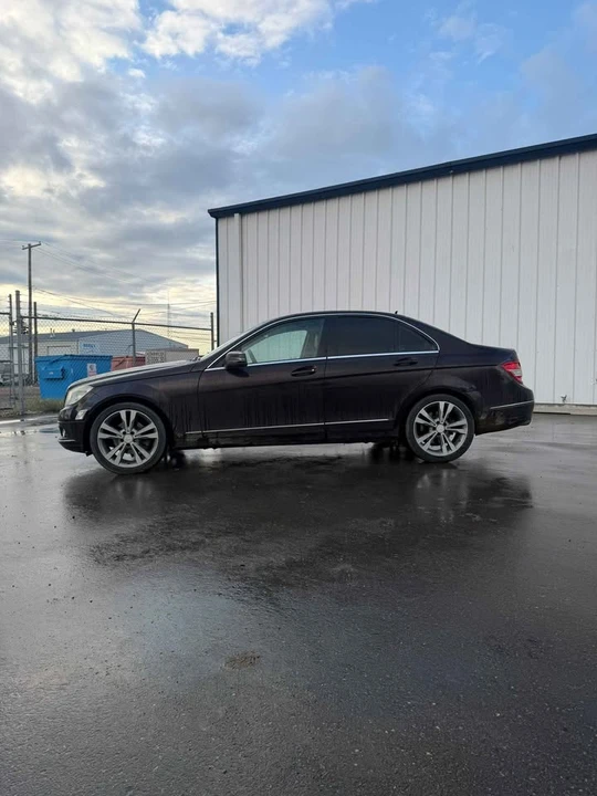 2011 Mercedes-Benz W204 C-Class - Image 6 of 12