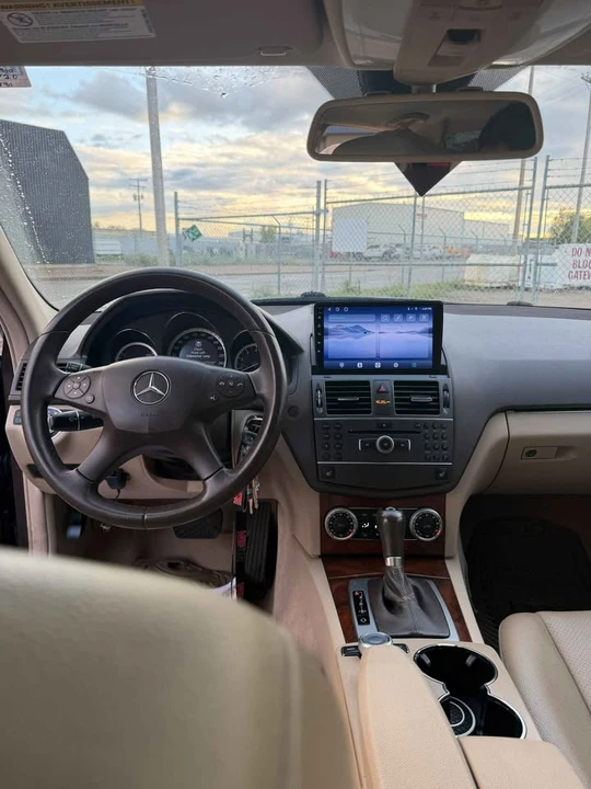 2011 Mercedes-Benz W204 C-Class - Image 9 of 12