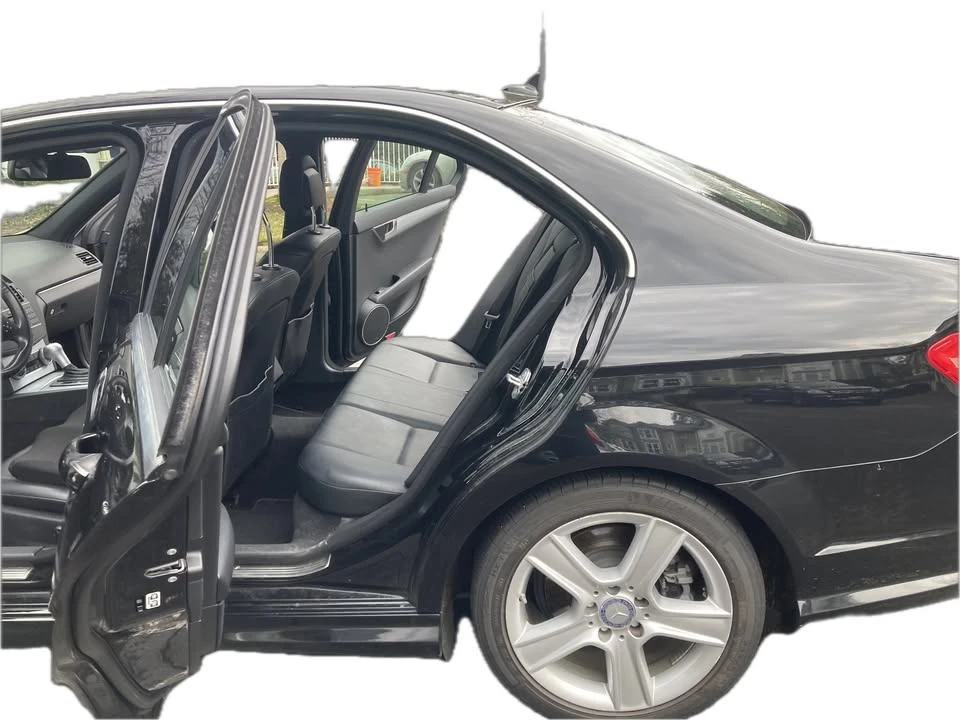 2011 Mercedes-Benz W204 C-Class - Image 7 of 10