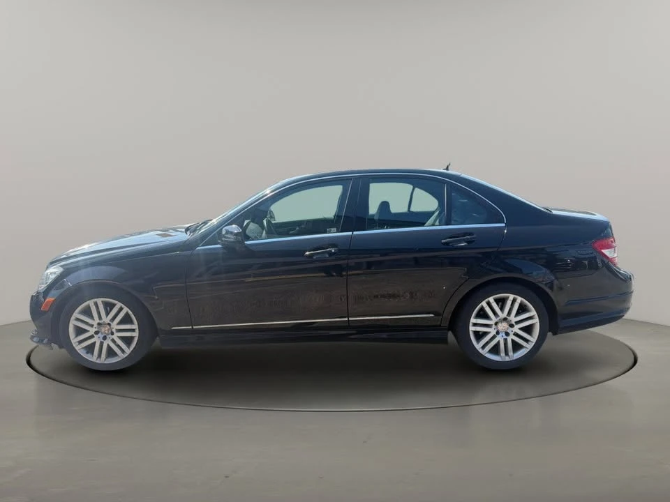 2011 Mercedes-Benz W204 C-Class - Image 2 of 18