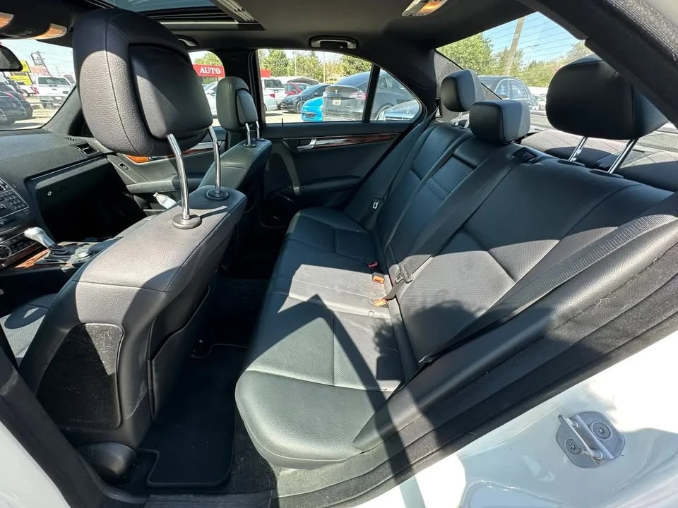 2011 Mercedes-Benz W204 C-Class - Image 16 of 20
