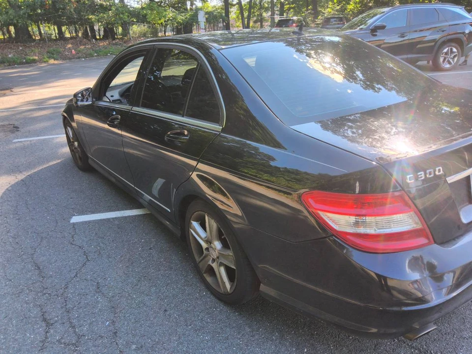 2011 Mercedes-Benz W204 C-Class - Image 6 of 10