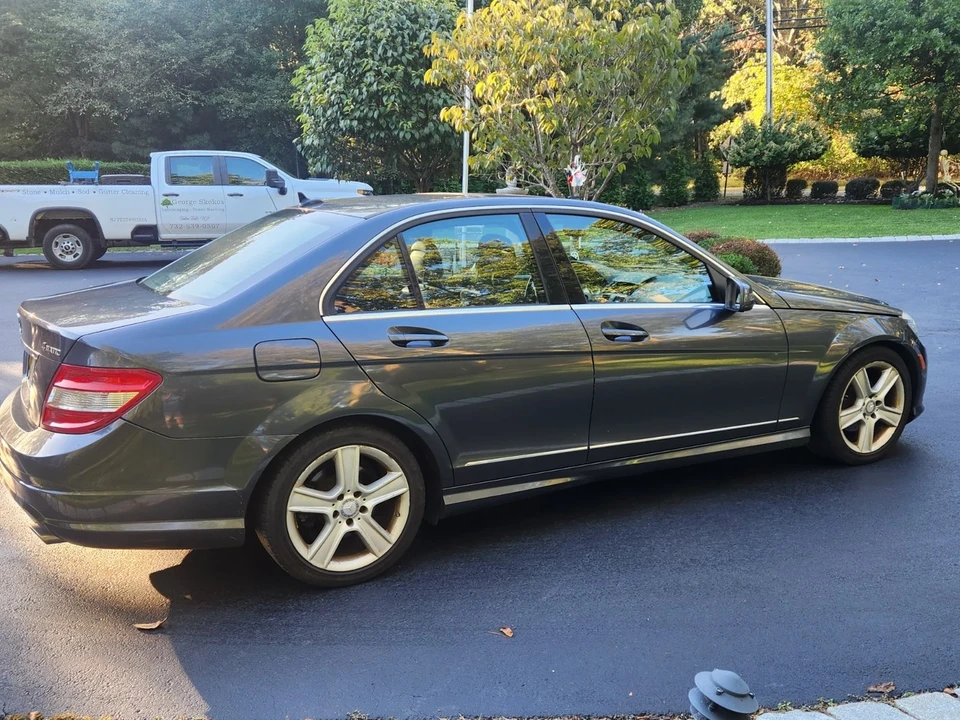 2011 Mercedes-Benz W204 C-Class - Image 4 of 5