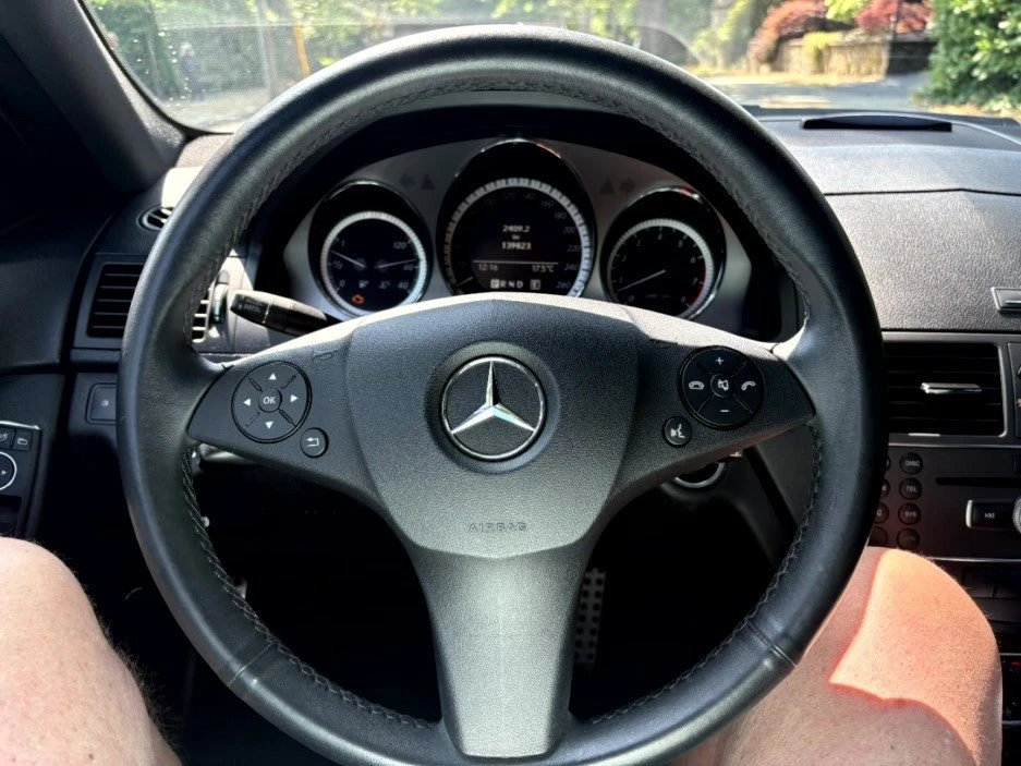2011 Mercedes-Benz W204 C-Class - Image 12 of 20