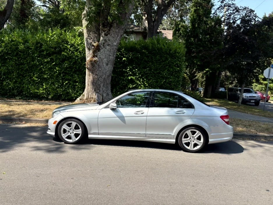2011 Mercedes-Benz W204 C-Class - Image 2 of 20
