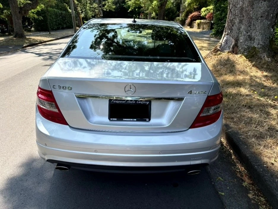 2011 Mercedes-Benz W204 C-Class - Image 4 of 20