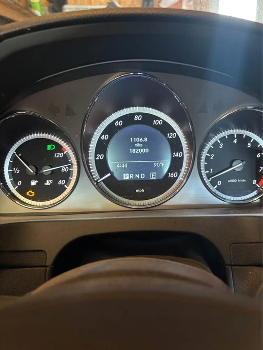 2011 Mercedes-Benz W204 C-Class - Image 10 of 10