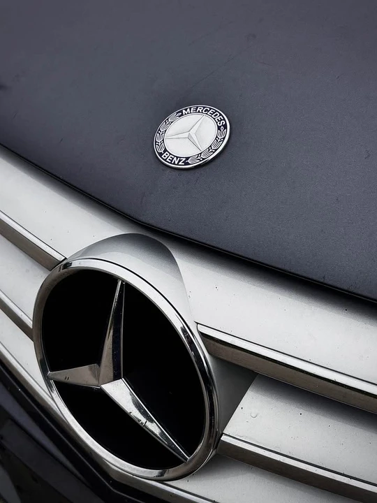 2011 Mercedes-Benz W204 C-Class - Image 8 of 10