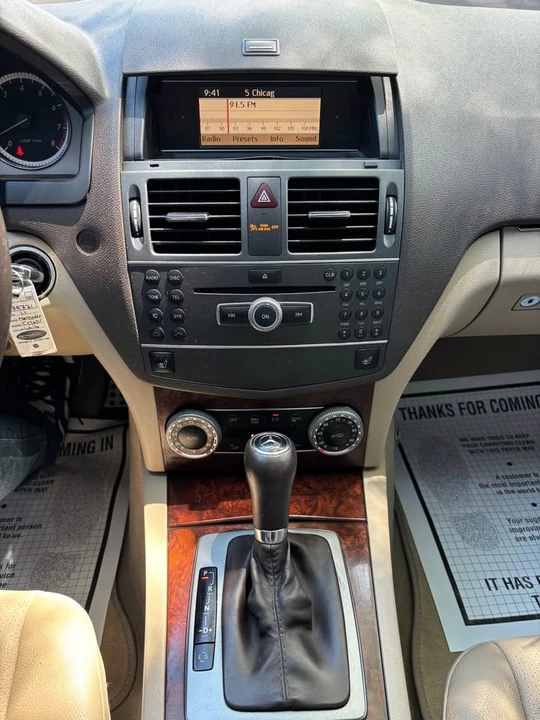 2011 Mercedes-Benz W204 C-Class - Image 9 of 15