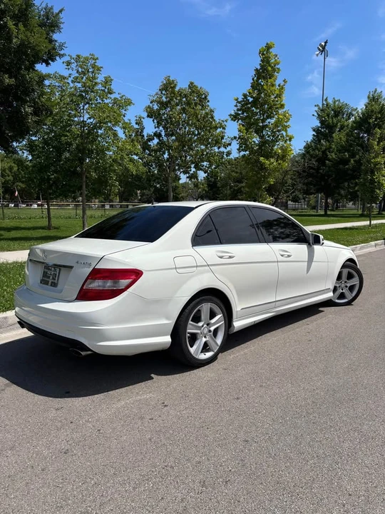 2011 Mercedes-Benz W204 C-Class - Image 15 of 15