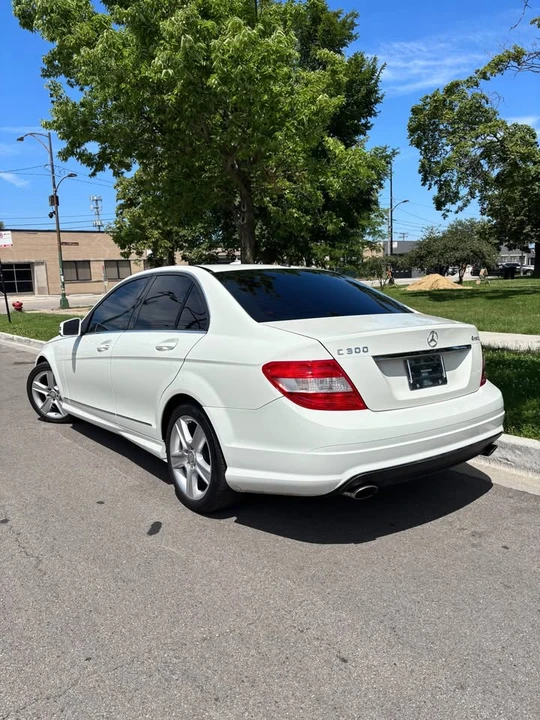 2011 Mercedes-Benz W204 C-Class - Image 14 of 15